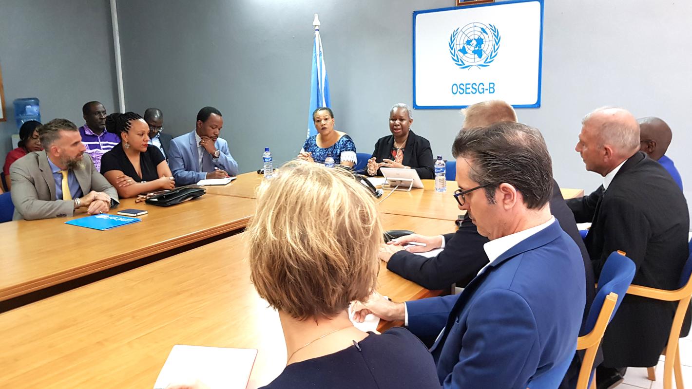 Mme Bintou Keita lors d'une séance d'information avec des diplomates et des chefs d'agence des Nations Unies à Bujumbura lors de la visite. 6 février 2020. ONU/Napoleon Viban