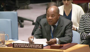   Mohammed Ibn Chambas, Représentant Spécial du Secrétaire général et Chef du Bureau des Nations Unies pour l'Afrique de l'Ouest et le Sahel (UNOWAS), fait son briefing au Conseil de Sécurité. 13 Janvier 2017. Nations Unies, New York.