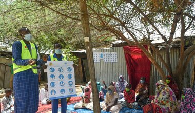 Reaching communities in Chad with COVID-19 safety messages. Photo: Who Africa
