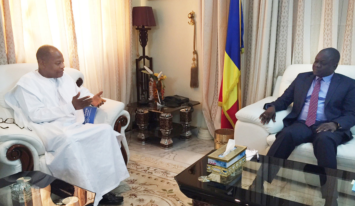 SRSG Ibn Chambas rencontre le Premier Ministre du Tchad, M. Albert Pahimi Padake, le 30 mai 2016 à N'Djamena