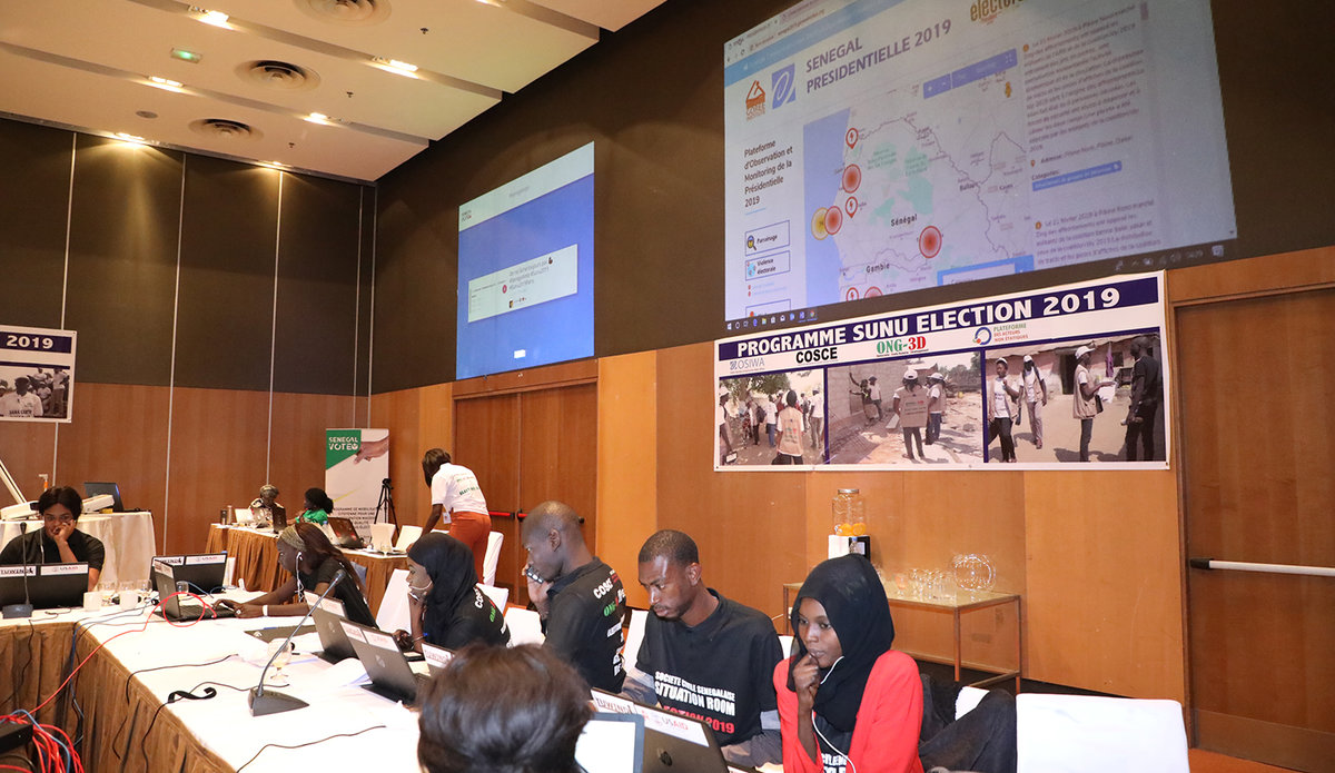 Situation room of the cicil society during the presidential election in Senegal, 24 February 2019. Photo: UNOWAS SCPIO