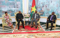 Mohamed Ibn Chambas et le Président  Roch Marc Christian Kaboré échangent à Ouagadougou 